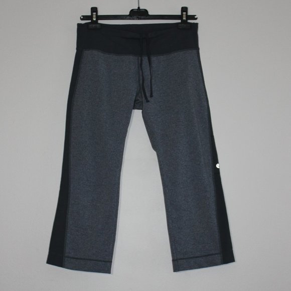Lululemon Athletica Grey  Capri clam digger crops size 6 - Picture 1 of 5